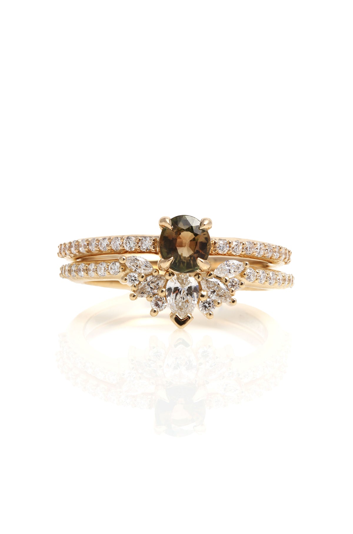 The Novae Ring Diamond Shank