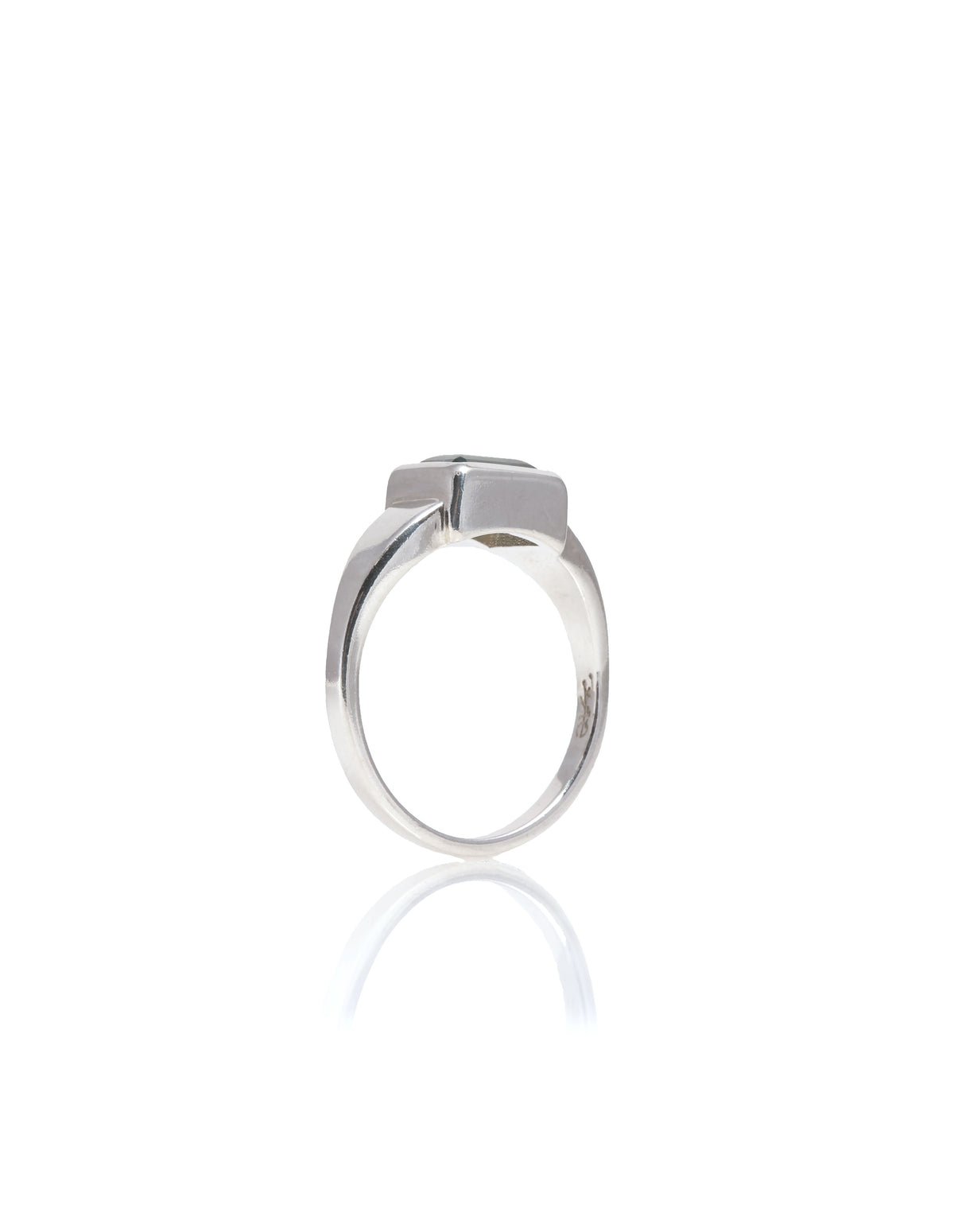 The Lumen Ring