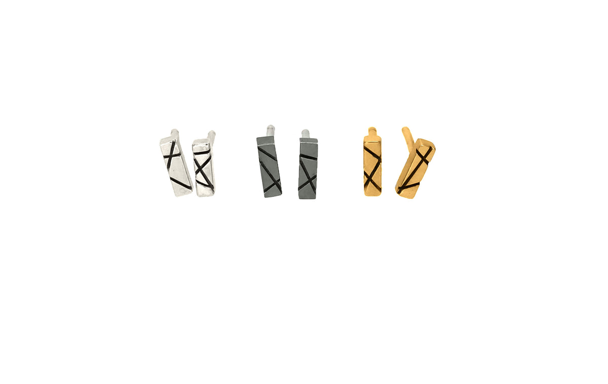 Intersecting Line Studs XS